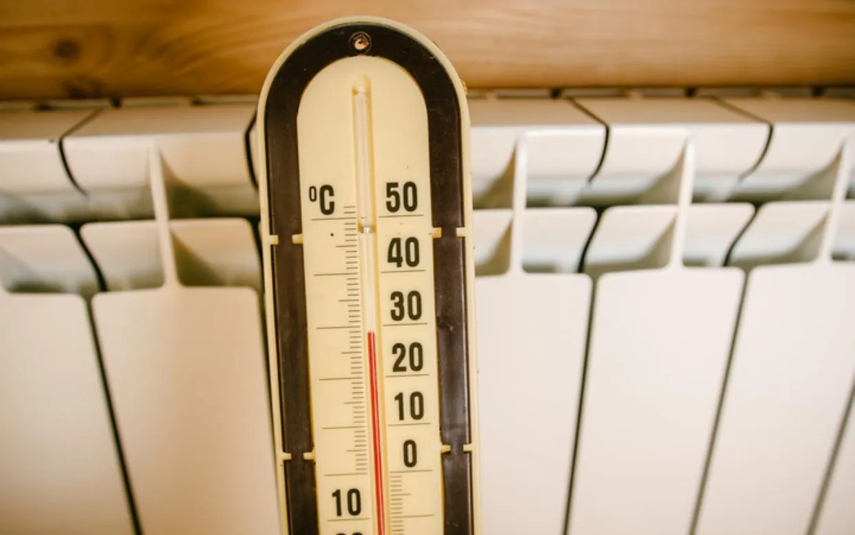 Жителям Удмуртии рассказали о вреде горячих батарей