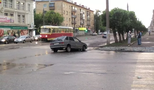 автора