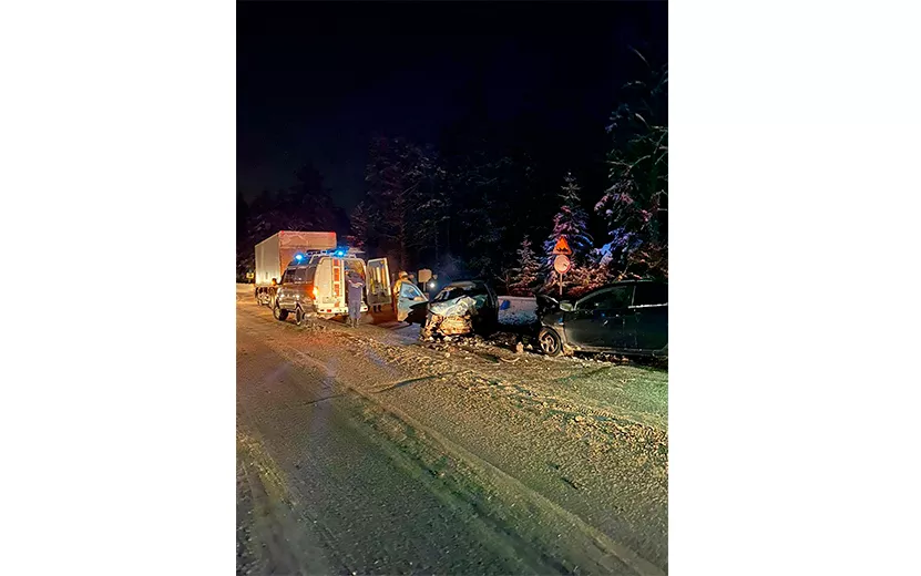 Три человека пострадали в ДТП у села Пугачево в Удмуртии