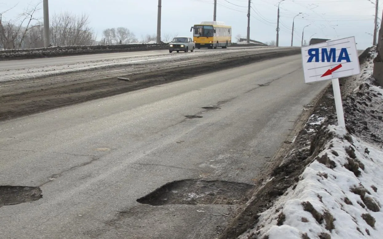61 кв. м ям ликвидировали на федеральной трассе в Удмуртии