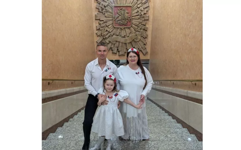 Николина с родителями