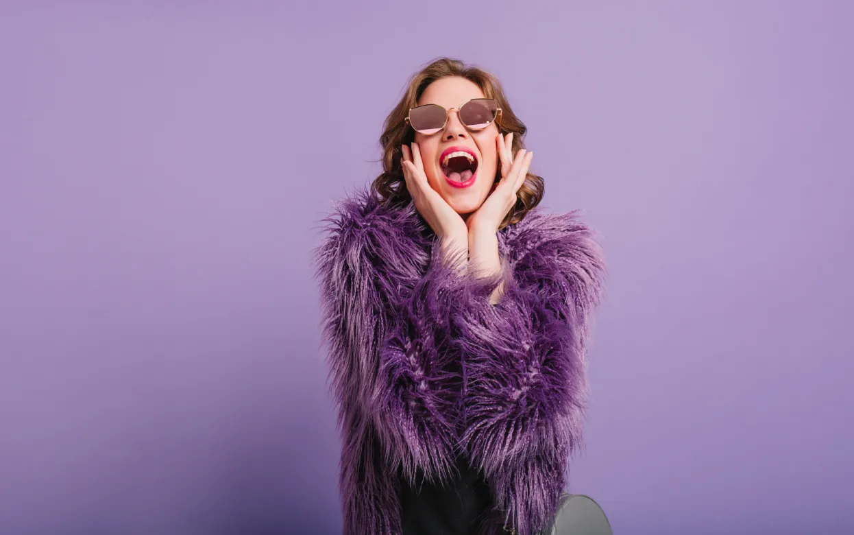 Душа компании, но устает от людей: кто такие отроверты и почему они похожи на интровертов и экстравертов одновременно 