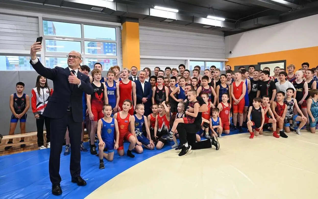 Путин и Бречалов дали старт работе нового Дворца единоборств в Ижевске