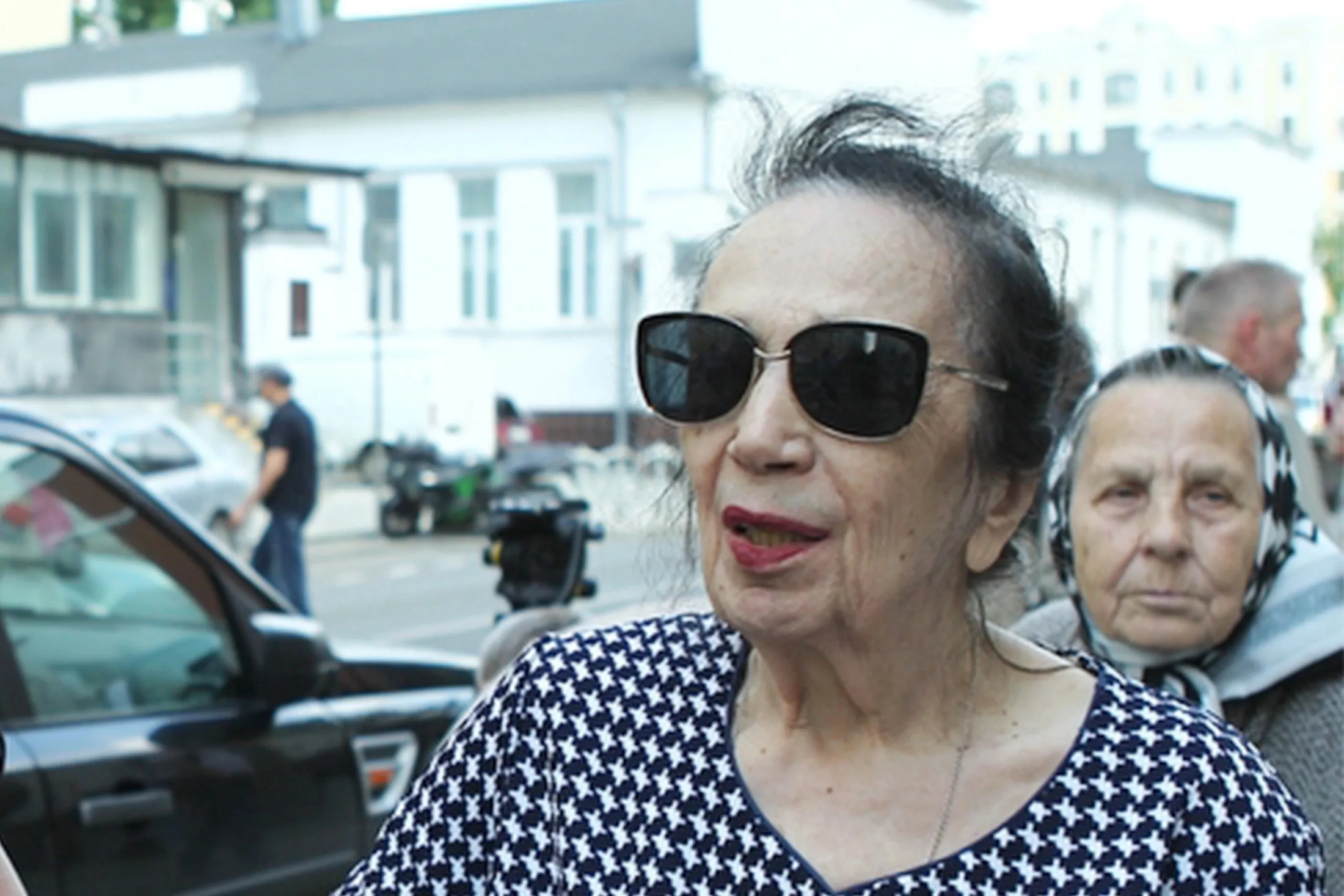 Месяц молчали и не хоронили: что скрывали о смерти вдовы Баталова Гитаны Леонтенко