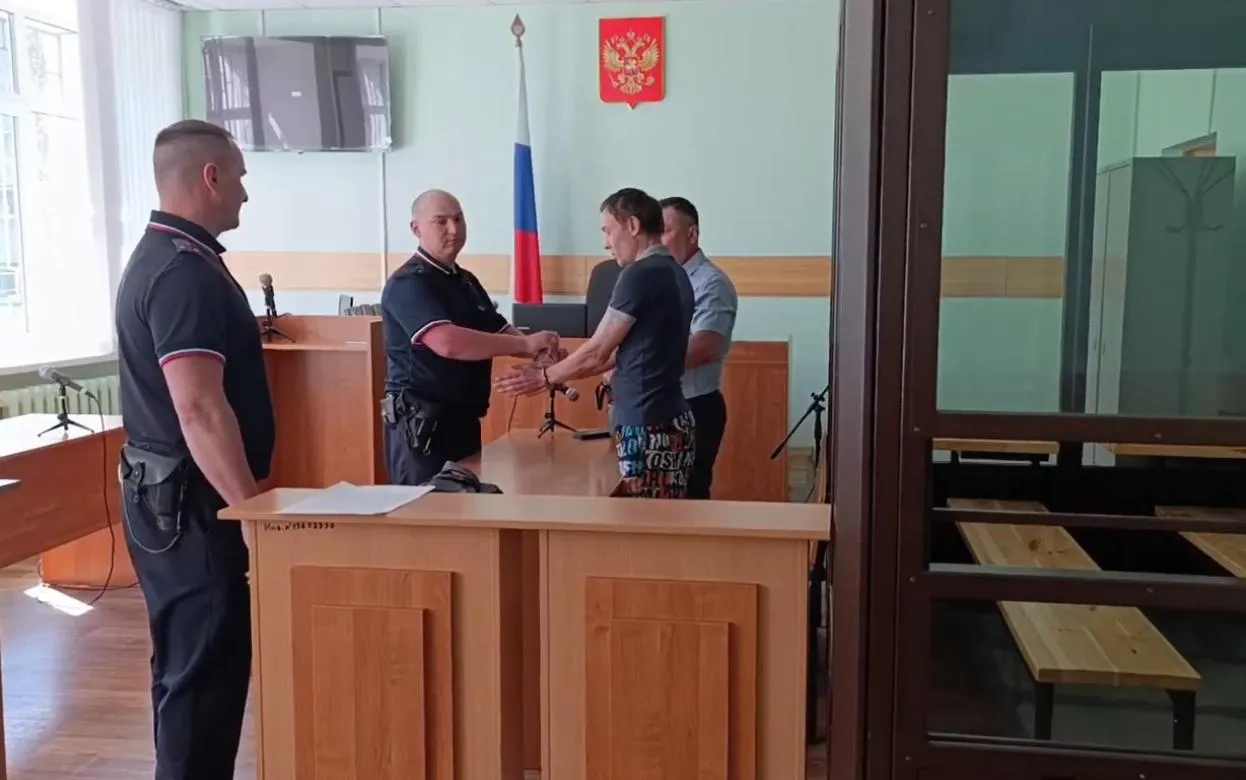 Бизнесмена из Ижевска отправили в колонию за хищение 1,5 млн руб. на благоустройстве школьного стадиона