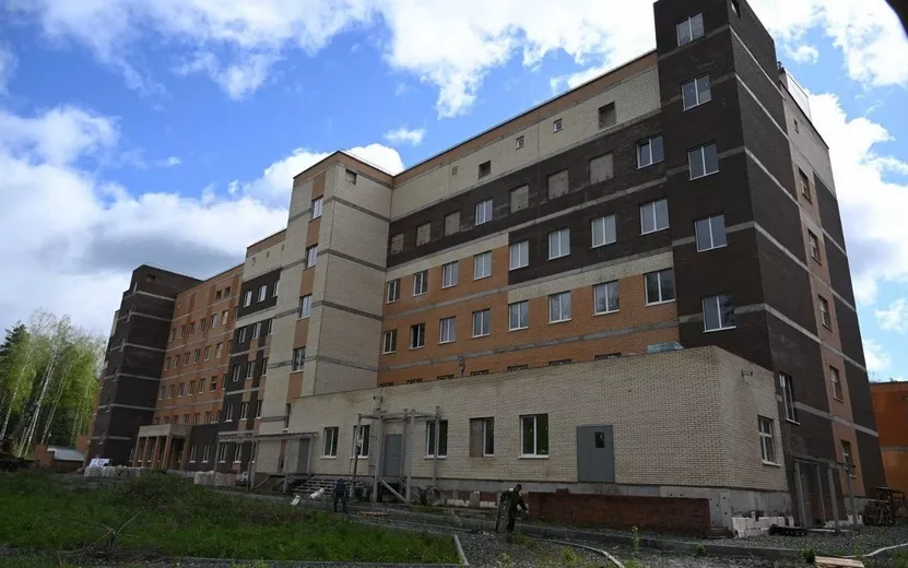 Подрядчик строительства новых корпусов тубдиспансера в Ижевске отстает от графика