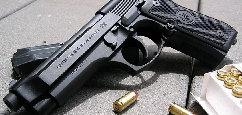 В Удмуртии за полгода у посетителей судов изъяли больше 150 единиц разного оружия