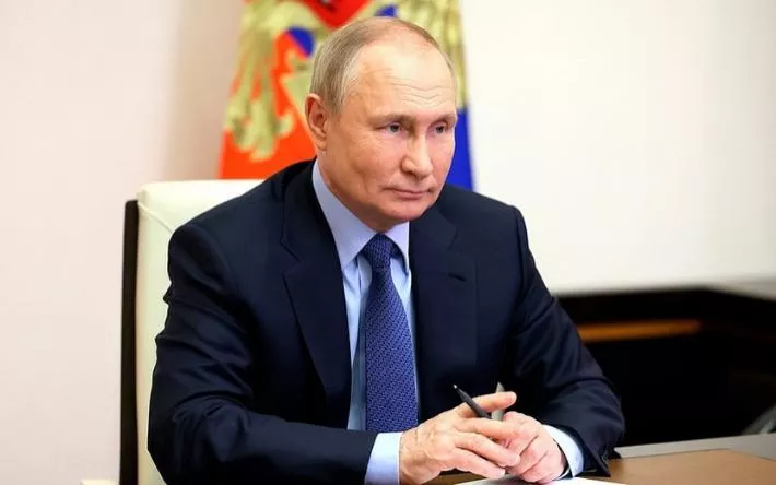 Путин: Спад экономики России по итогам года составит 2,9%