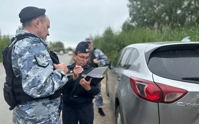 Приставы в Ижевске вызвали спецназ, чтобы усмирить агрессивных водителей-должников