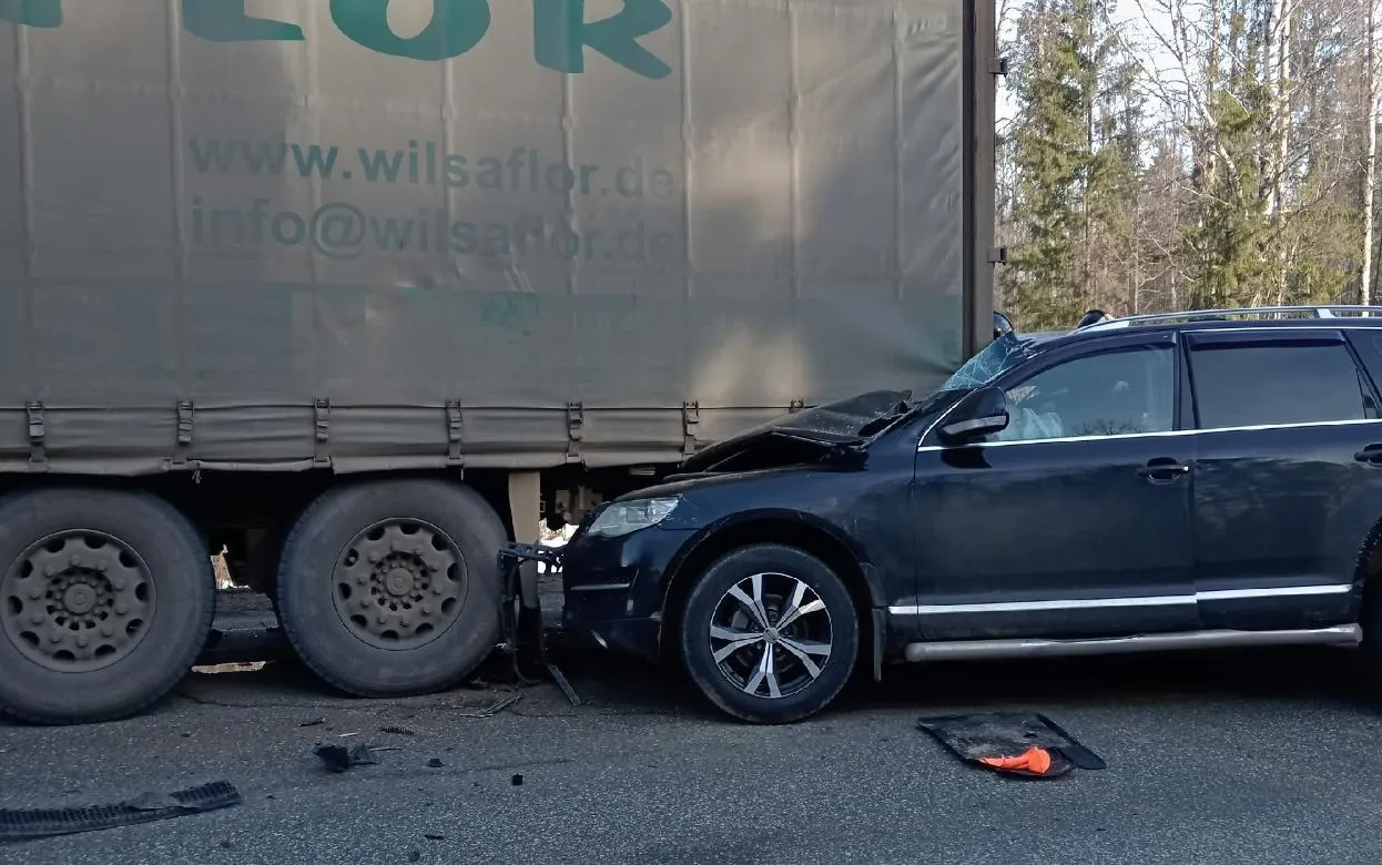 Четыре человека пострадали в ДТП на трассе в Игринском районе