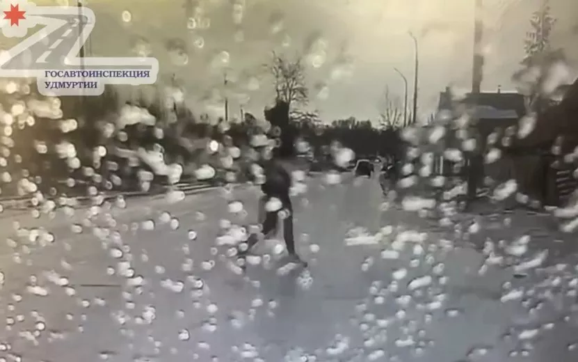 ДТП с пешеходом в Воткинске. Видео: Госавтоинспекция Удмуртии