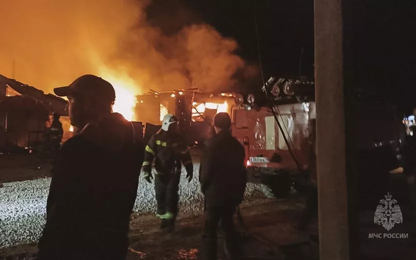 Два дома сгорели в Удмуртии