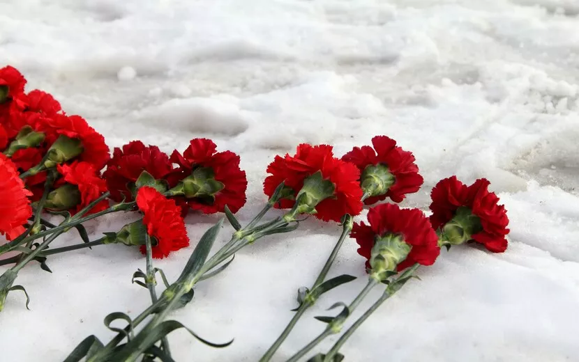 Двух погибших на СВО бойцов похоронили в Глазовском районе