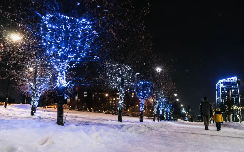 Запрет иностранной музыки, нечищеный снег и жалобы на УК: что обсуждают ижевчане в соцсетях 19 декабря