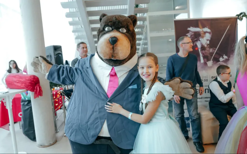 Главная цель акции – устроить детям запоминающийся новогодний утренник и, конечно, раздать подарки. фото: архив редакции.