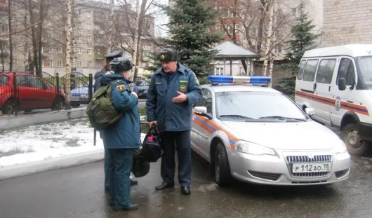 автора