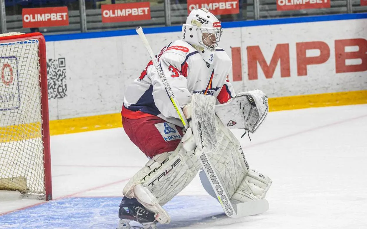 ﻿Хоккейная «Ижсталь» победила в Кургане