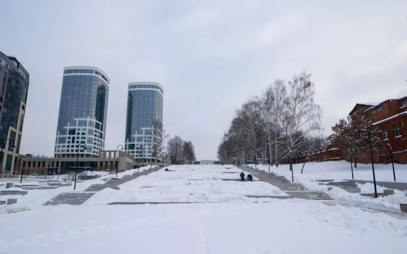 Забор снесли на эспланаде в Ижевске. Фото: Маша Бакланова