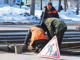 К. Ившин. Ремонт дорог