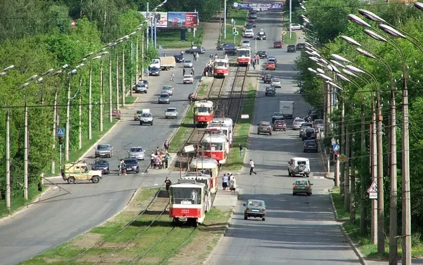 Движение трамваев на двух участках Ижевска восстановлено