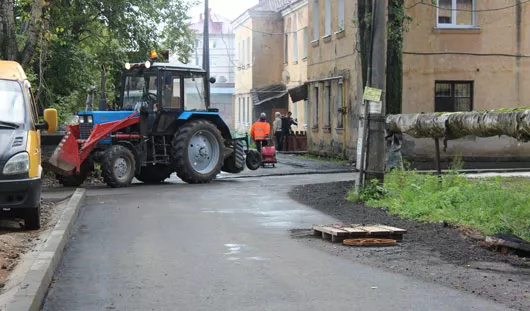 автора, Эдуарда Карипова