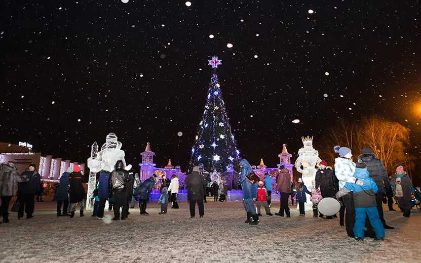 3 тысячи жителей посетили Центральную площадь Ижевска в новогоднюю ночь