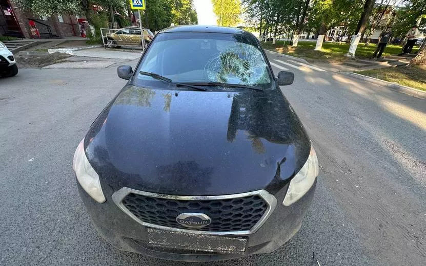Водитель Datsun сбил пешехода на «зебре» в Воткинске