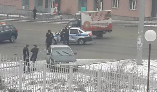 и видео: группа «Ижевск где гай стоят», vk.com