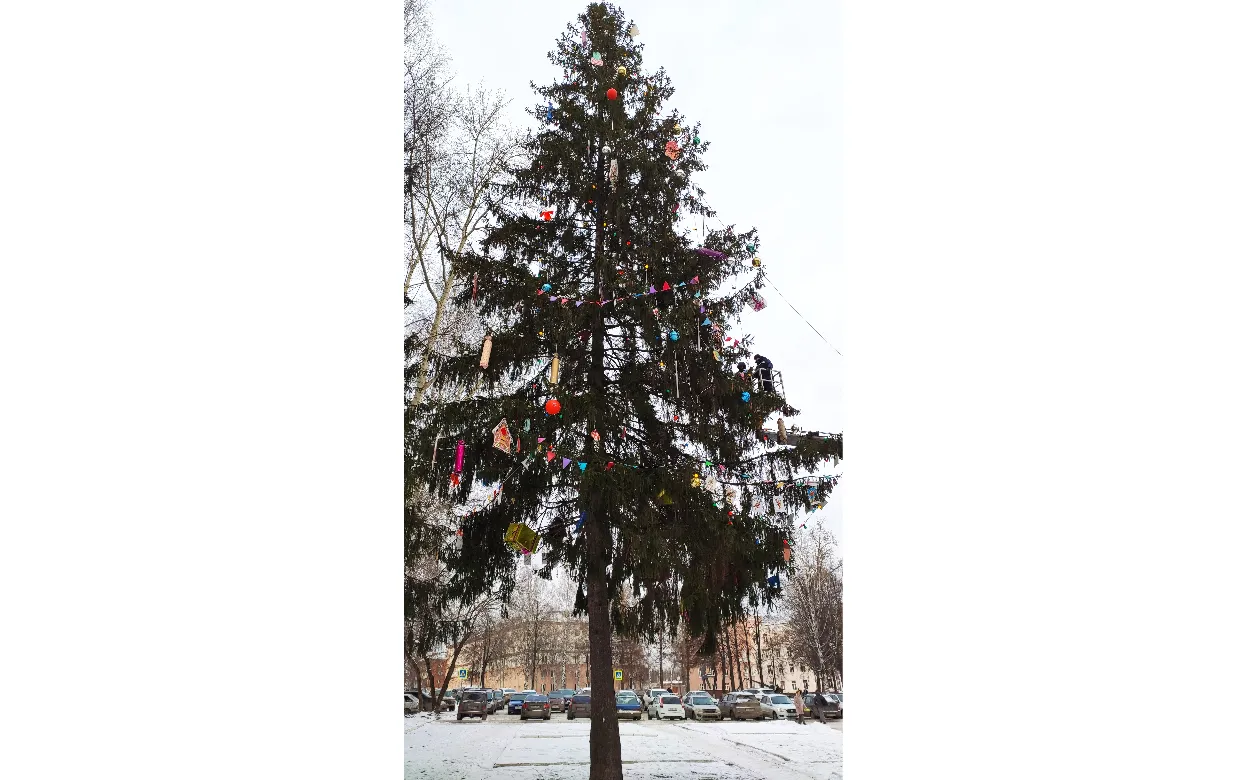 Главная студенческая елка Удмуртии украшена партнерами ИжГТУ