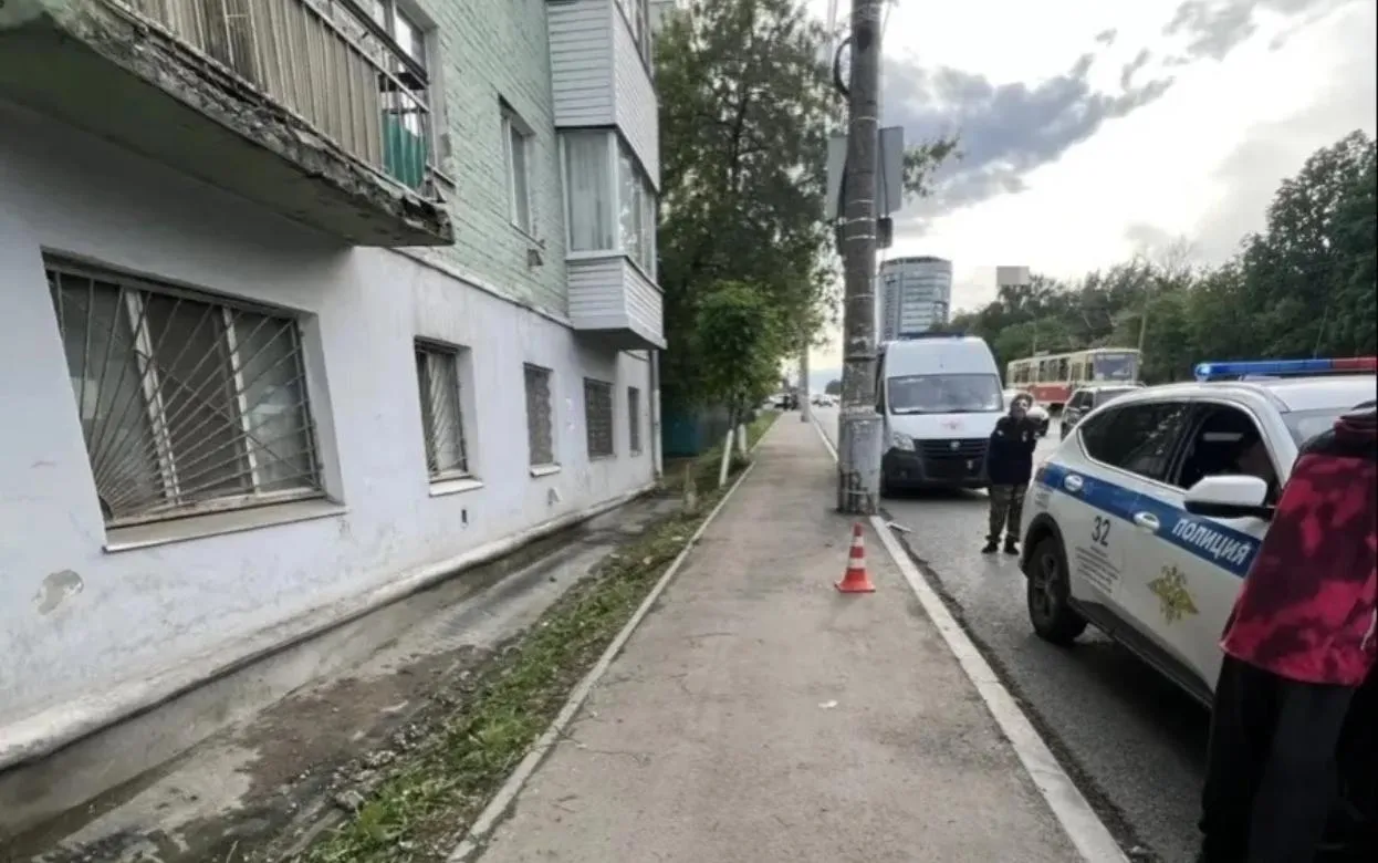 Водитель электровелосипеда сбил пешехода в Ижевске