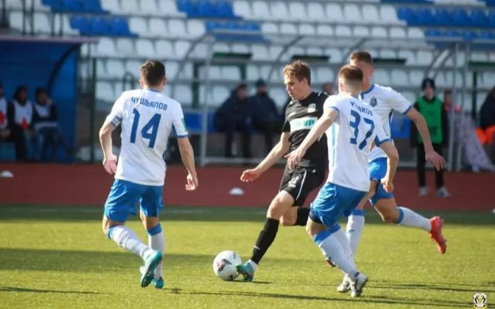 Футбольный клуб «Зенит-Ижевск» сыграл вничью в первом матче года