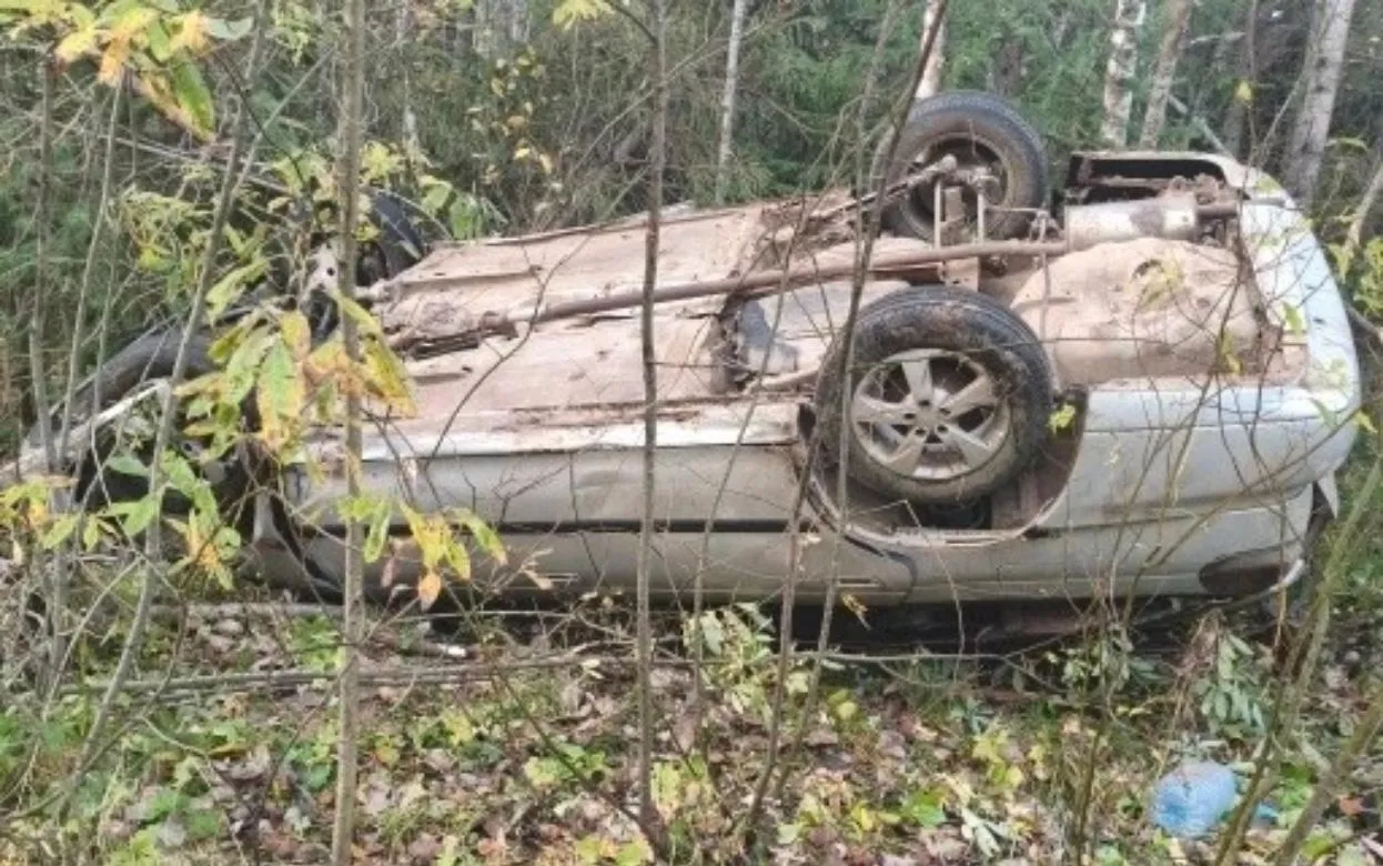 Пьяный подросток за рулем Subaru пострадал в ДТП в Удмуртии