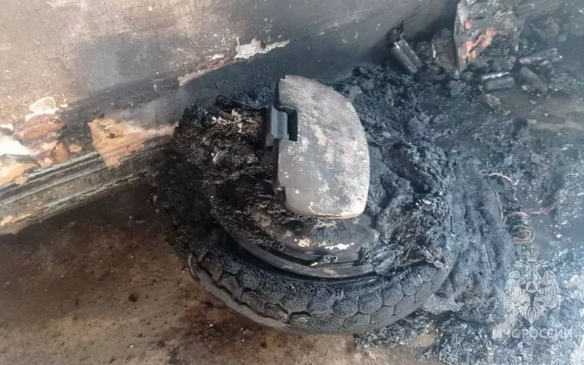 Пожар из-за загоревшегося моноколеса произошел в Глазове