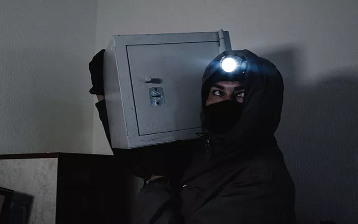 36-летнего серийного похитителя техники задержали в Ижевске