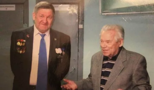 Михаил Калашников читал сотрудникам Ижмаша стихи на совещаниях