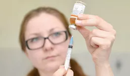 Самый надежный и эффективный метод профилактики бешенства среди животных - вакцинация