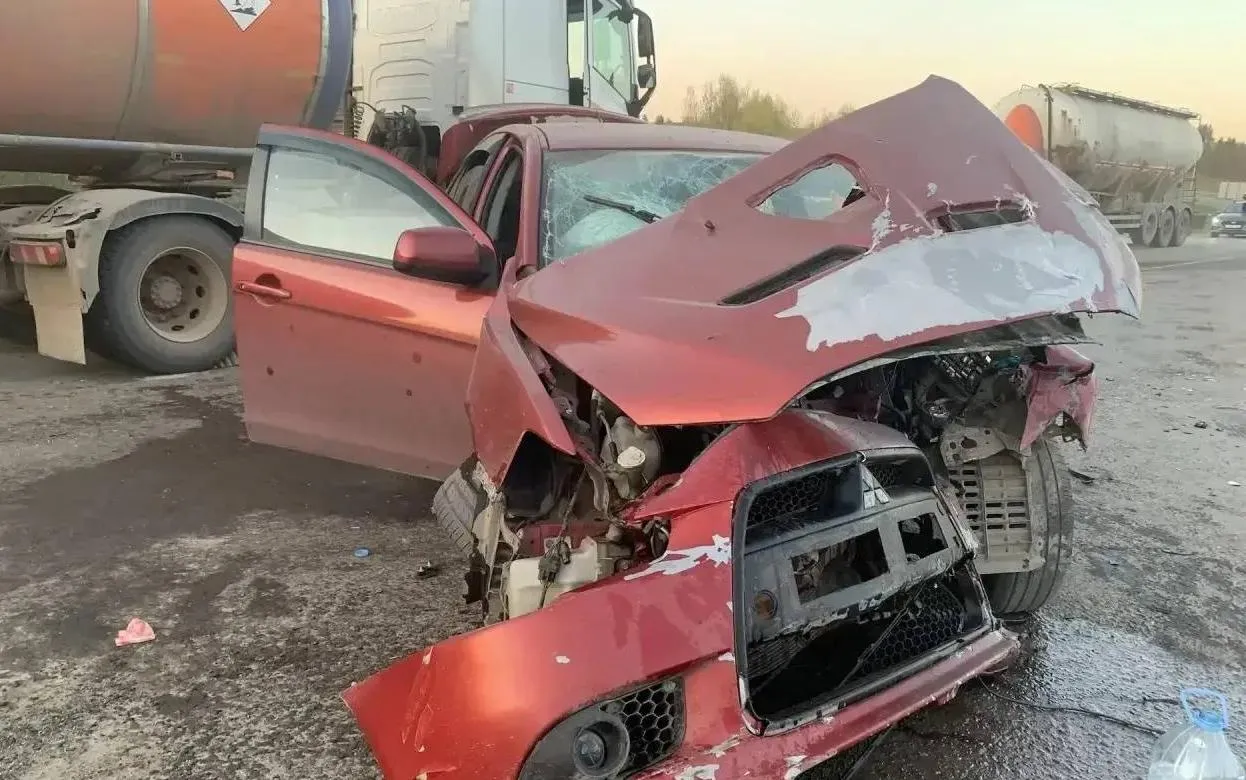Четыре человека пострадали в ДТП с бензовозом под Ижевском
