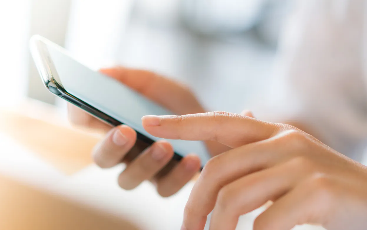 Мессенджер MAX стал полноценной заменой паспорта при покупке табака, алкоголя и энергетиков