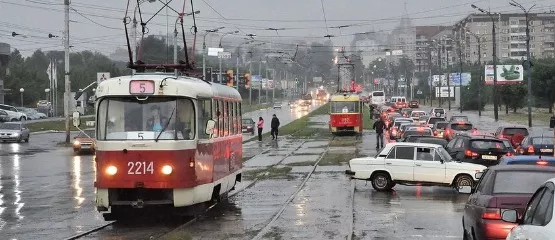Утро в Ижевске: короли госзакупок, рекорд по зумбе и день ВМФ