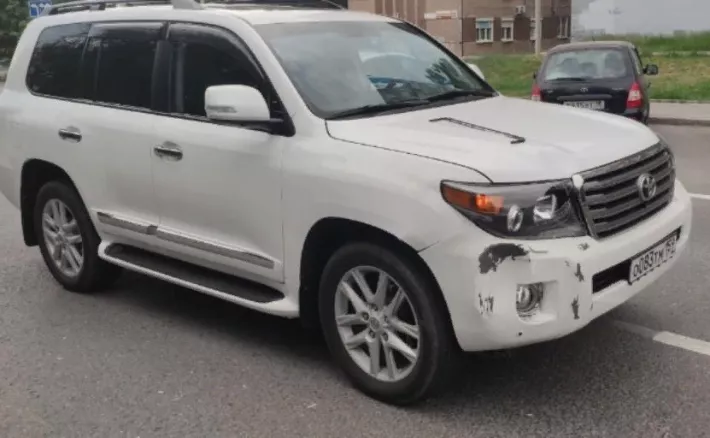 Водитель внедорожника сбил двух детей в Ижевске