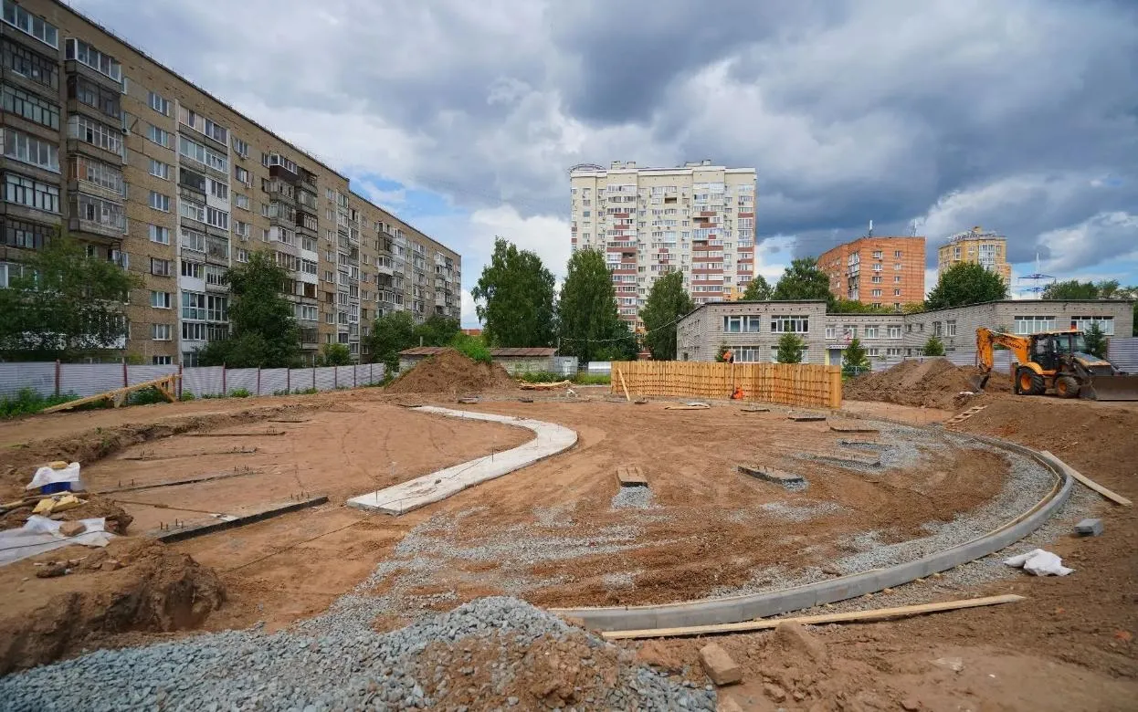 Фотофакт: благоустройство Сквера Памяти началось в Ижевске