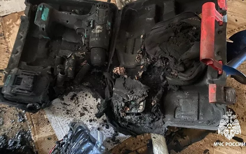 Пожар произошел на ул. Закирова в Ижевске из-за шуруповерта
