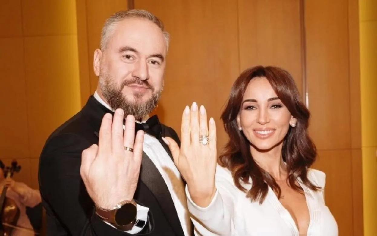 «Я больше не бракофоб»: Анфиса Чехова впервые вышла замуж в 48 лет - фото со свадьбы