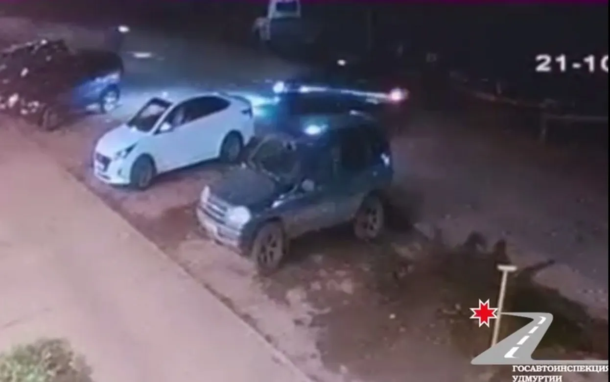 Видео: пострадавший в ДТП под Сарапулом 16-летний питбайкер ехал на одном колесе