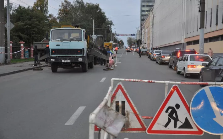 Перекрытие улиц, изменение расписания транспорта, сужение дорог: когда и где в Ижевске ограничат движение транспорта летом