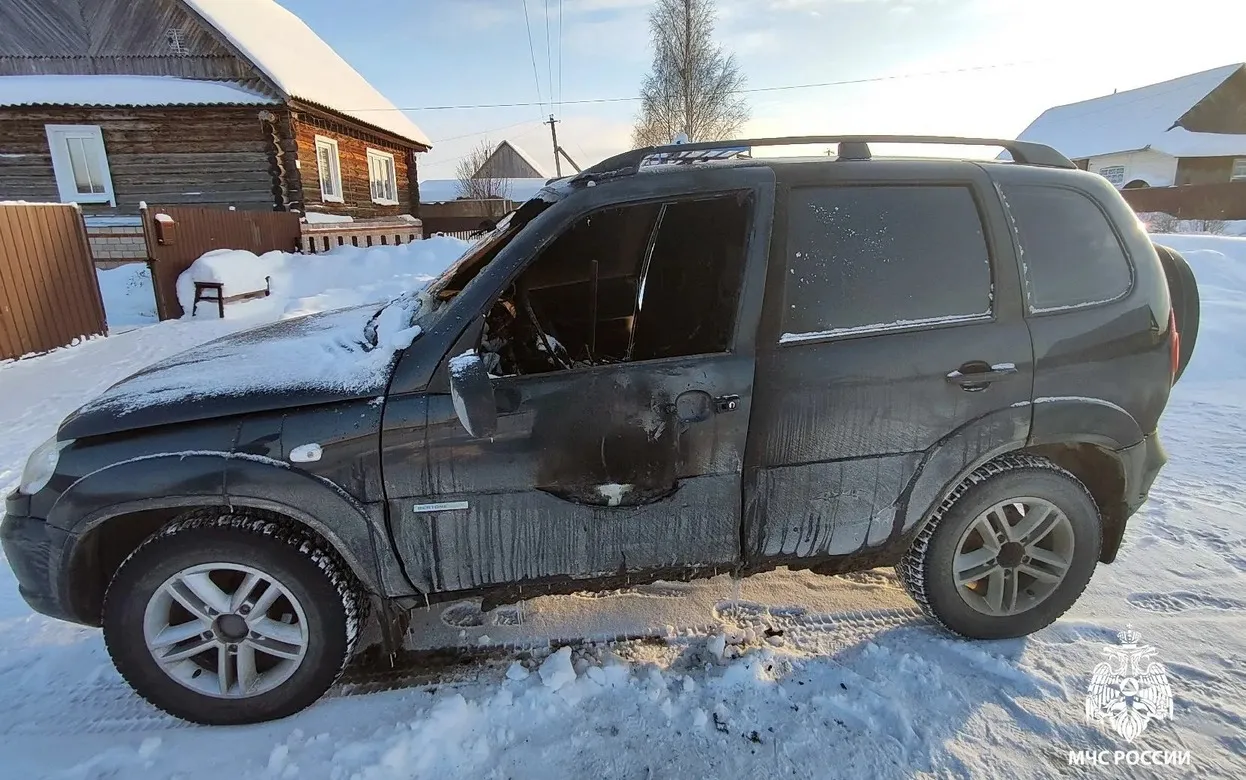 «Нива» загорелась в Удмуртии из-за подогрева сиденья