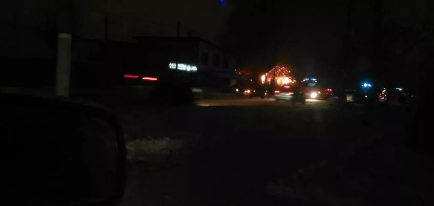 В Ленинском районе Ижевска полностью сгорел частный жилой дом