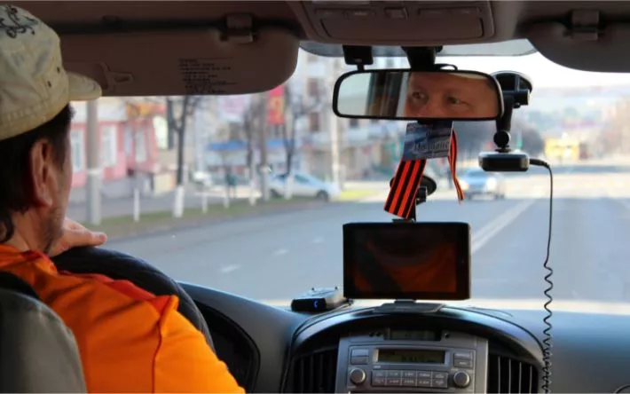 Таксист из Ижевска ограбил уснувшего пассажира