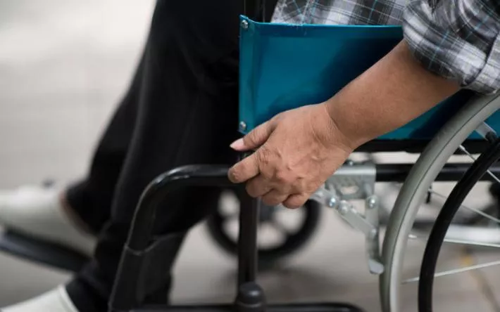 Санитарку осудили в Удмуртии за смертельное падение пациента в шахту лифта