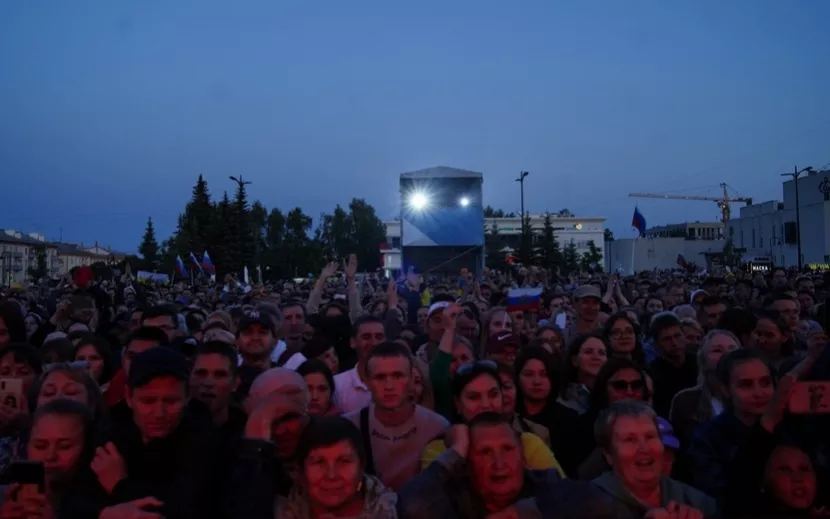 Выступление Олега Газманова на Дне города в Ижевске. Фото: Маша Бакланова